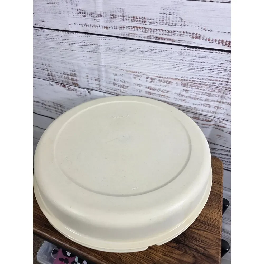 Vintage Tupperware Divided Serving Tray Relish Snack Tray W/Lid Almond 6 USA